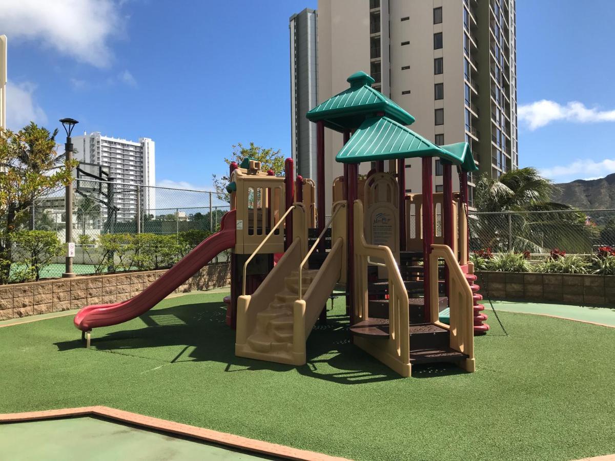 Waikiki Banyan 1Br With Great Ocean Views, Steps To Beach & Parking! Honolulu Exterior photo
