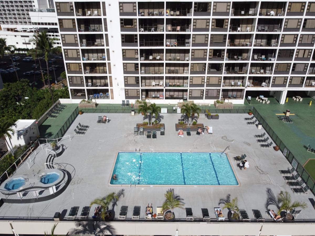 Waikiki Banyan 1Br With Great Ocean Views, Steps To Beach & Parking! Honolulu Exterior photo