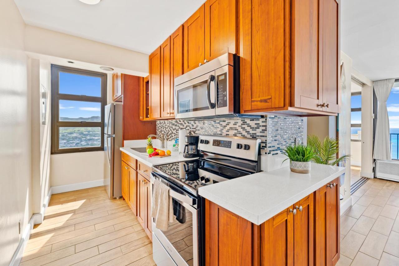 Waikiki Banyan 1Br With Great Ocean Views, Steps To Beach & Parking! Honolulu Exterior photo