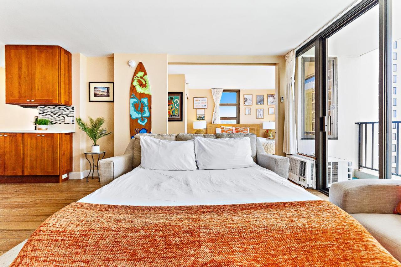 Waikiki Banyan 1Br With Great Ocean Views, Steps To Beach & Parking! Honolulu Exterior photo