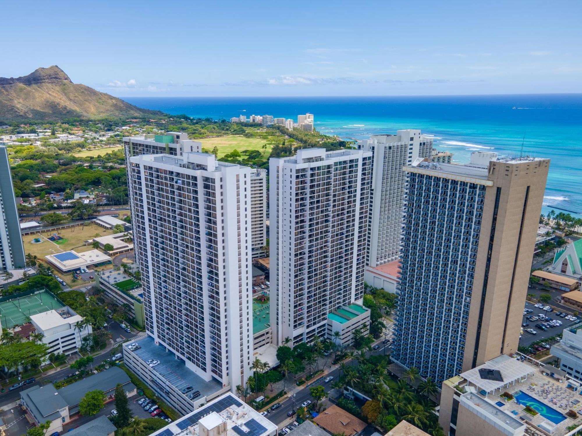 Waikiki Banyan 1Br With Great Ocean Views, Steps To Beach & Parking! Honolulu Exterior photo
