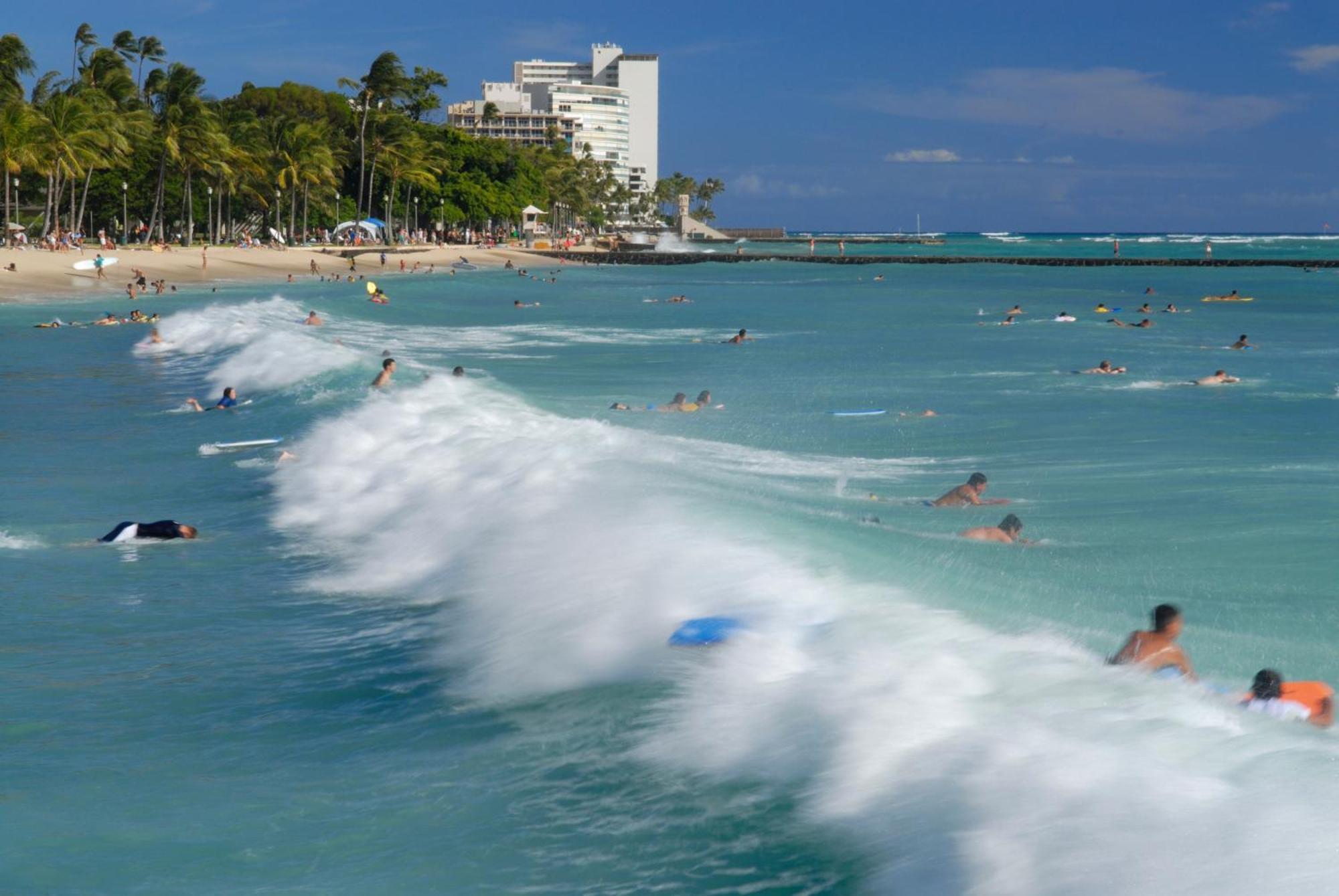 Waikiki Banyan 1Br With Great Ocean Views, Steps To Beach & Parking! Honolulu Exterior photo
