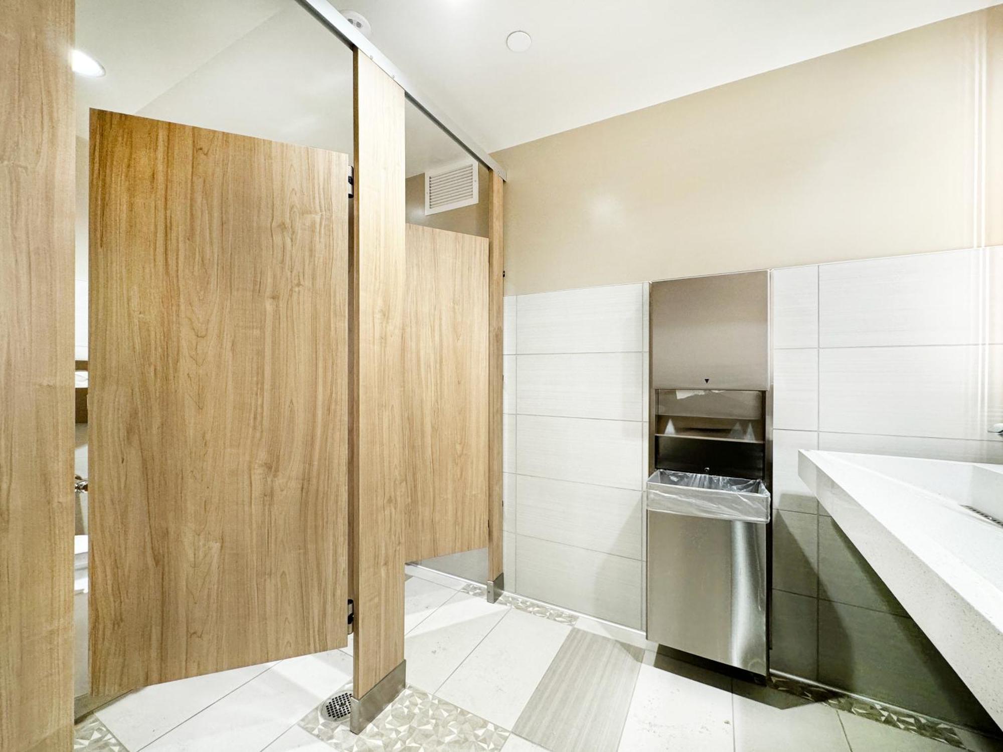 Waikiki Banyan 1Br With Great Ocean Views, Steps To Beach & Parking! Honolulu Exterior photo